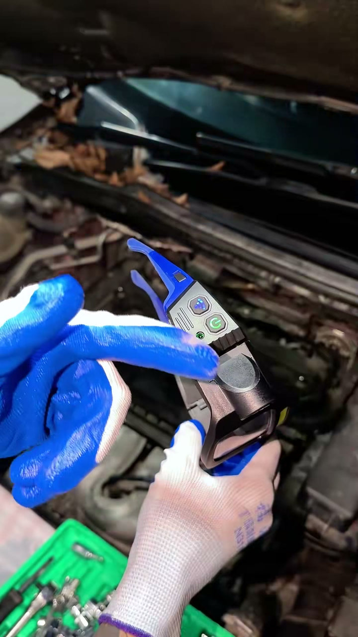 Hands-free work light demonstration